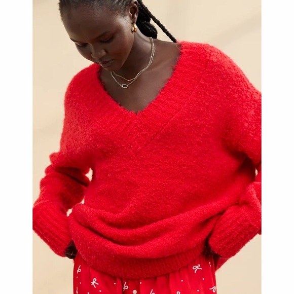 Aerie Teddy Boucle Sweater Size Medium NEW - Picture 3 of 7